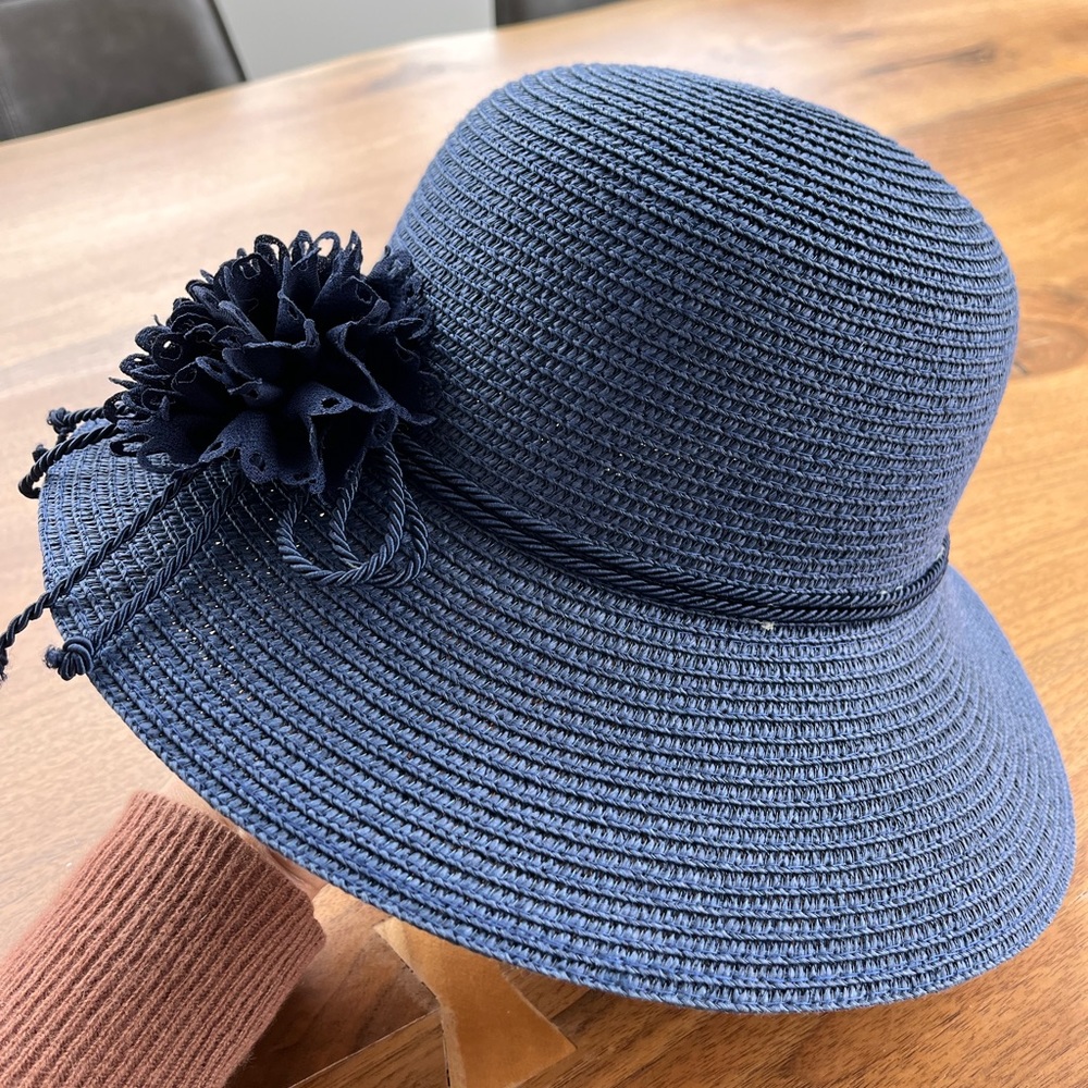 Women's Summer Straw Panama Hat, Flower Accent Ribbon Brim Sun Hat